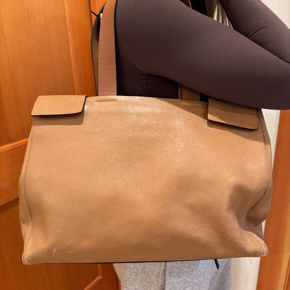 Authentic Prada Camel leather handbag - Picture 1 of 15